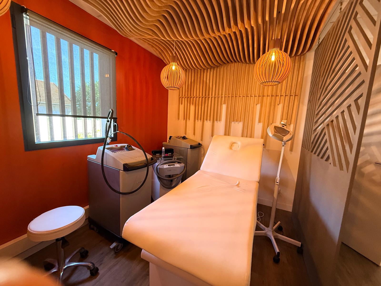 Salle laser du Pôle Constance